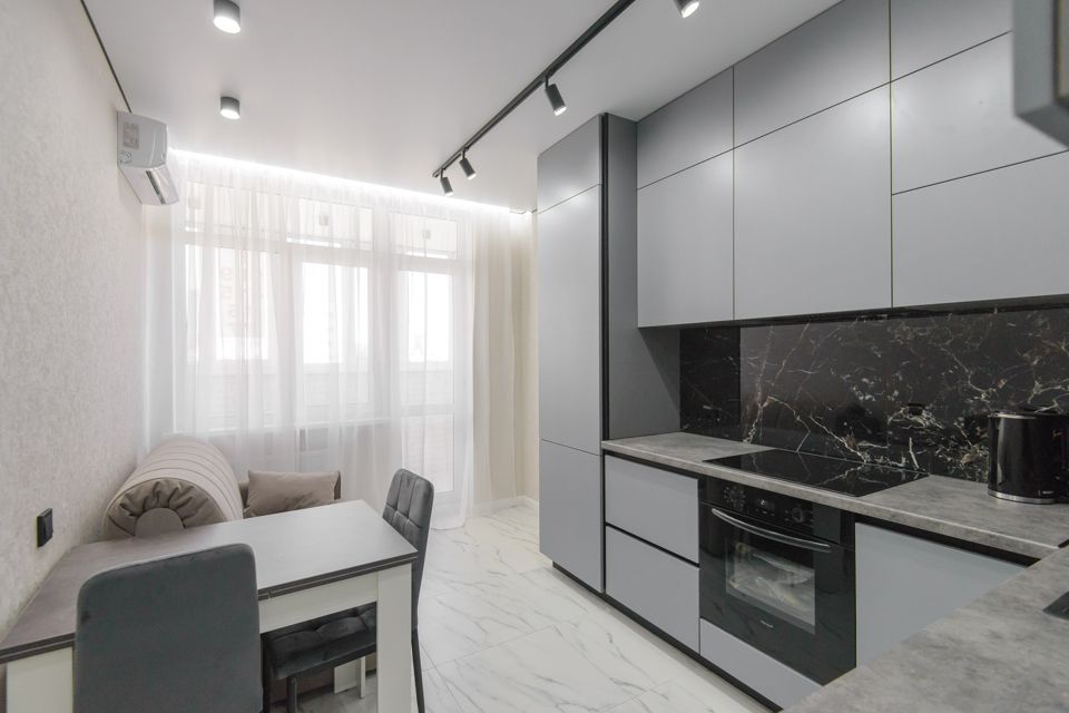 Продаётся 1-комнатная квартира, 42.7 м²