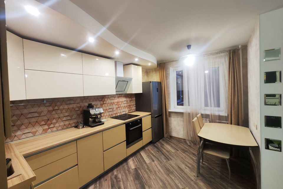 Продаётся 2-комнатная квартира, 64.9 м²