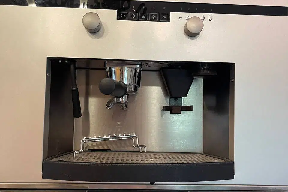 Продаётся 3-комнатная квартира, 100 м²