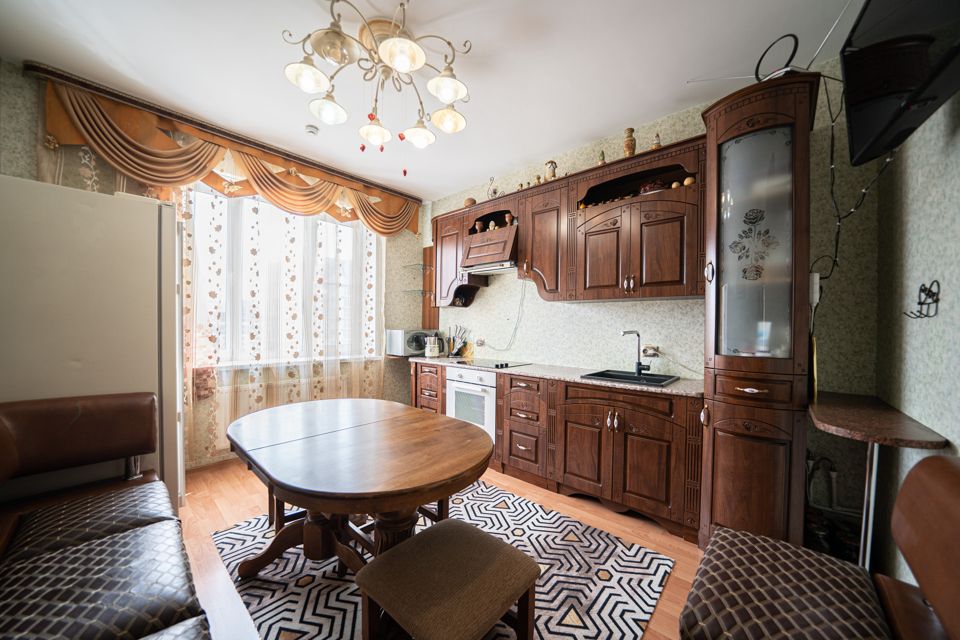 Продаётся 2-комнатная квартира, 60.1 м²