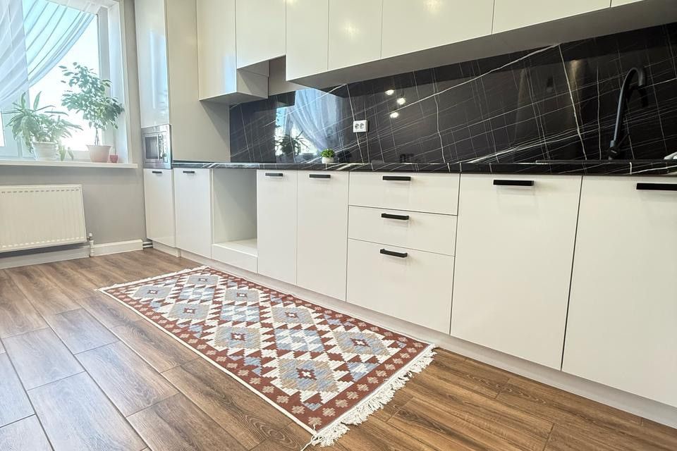 Продаётся 2-комнатная квартира, 65 м²