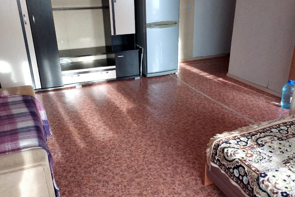 Продаётся 2-комнатная квартира, 42 м²