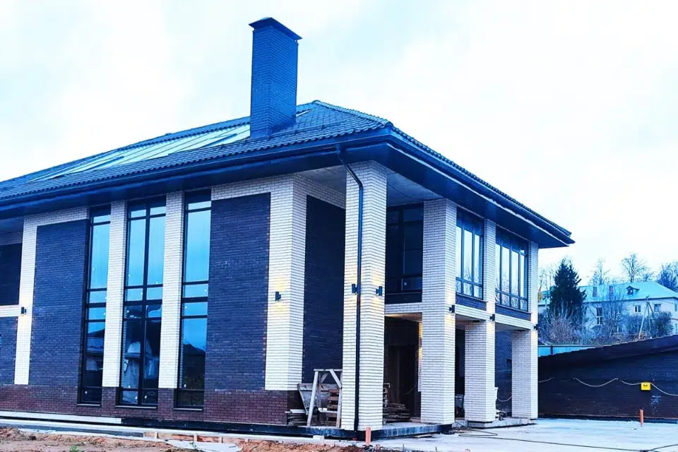 Продаётся 2-этажный дом, 850 м²