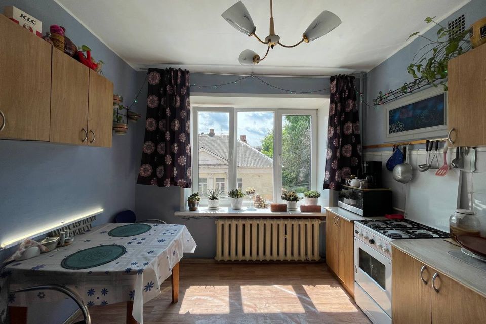 Продаётся 3-комнатная квартира, 82.5 м²