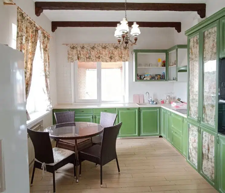 Продаётся 1-этажный дом, 207 м²