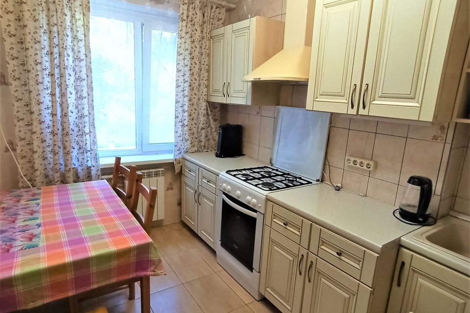 Продаётся 3-комнатная квартира, 65 м²