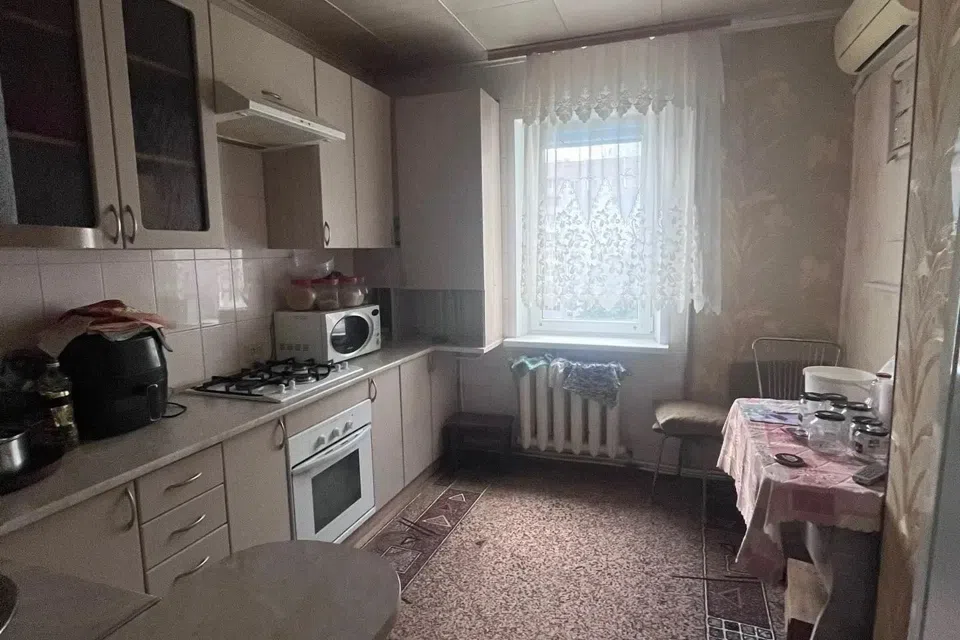 Продаётся 4-комнатная квартира, 81 м²