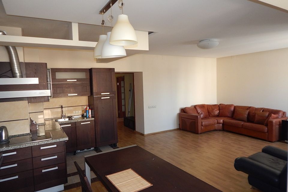 Продаётся 2-комнатная квартира, 99.6 м²