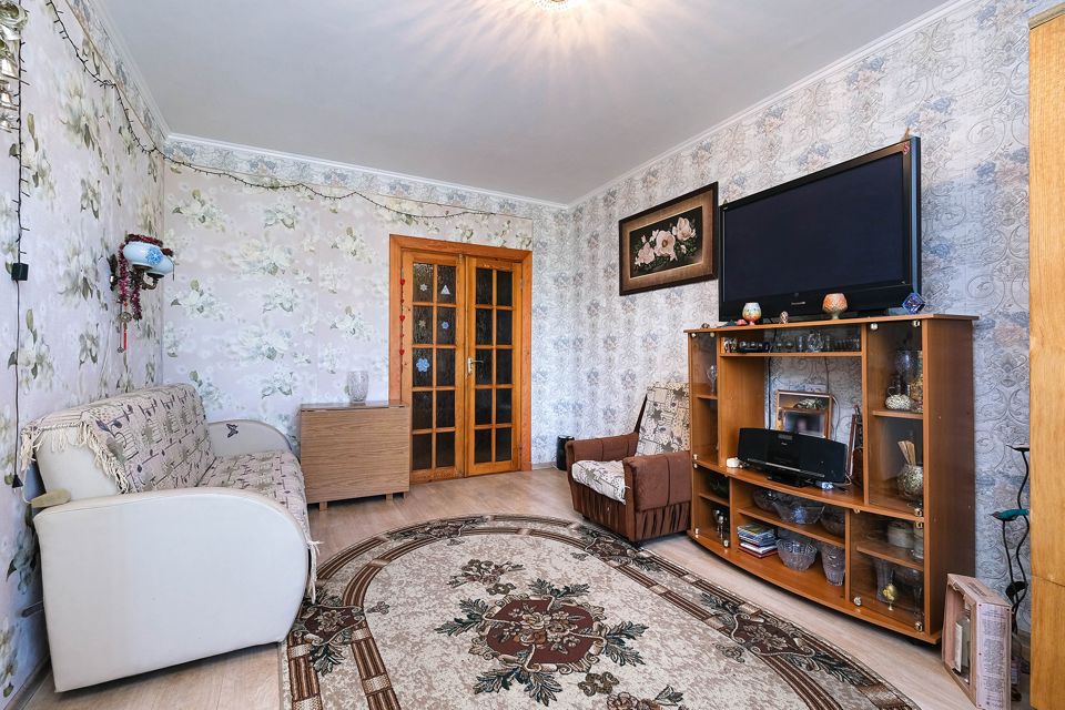 Продаётся 4-комнатная квартира, 97.3 м²