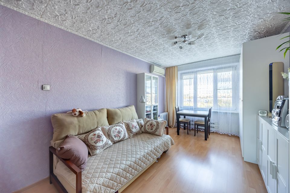 Продаётся 3-комнатная квартира, 58.9 м²
