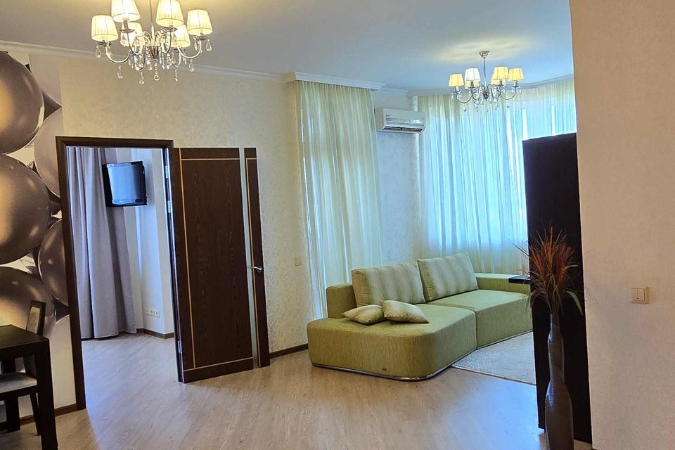 Продаётся 2-комнатная квартира, 90 м²