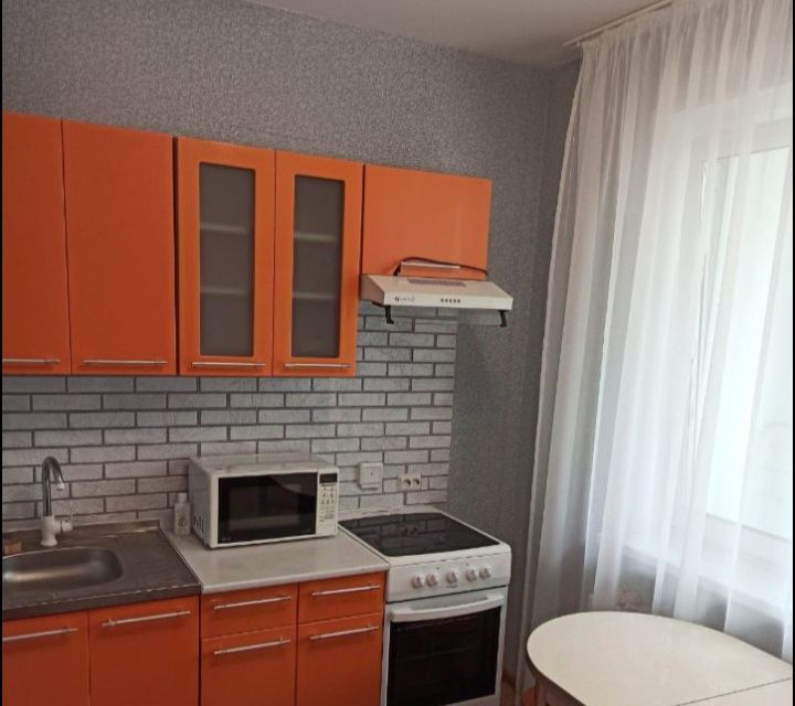 Сдаётся 1-комнатная квартира, 38 м²