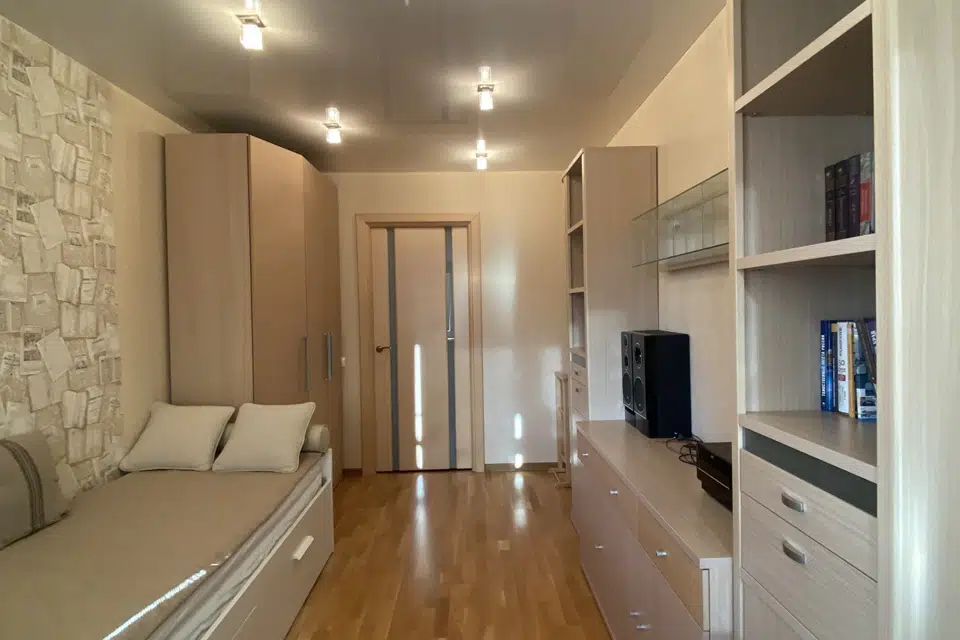 Продаётся 2-комнатная квартира, 48.7 м²