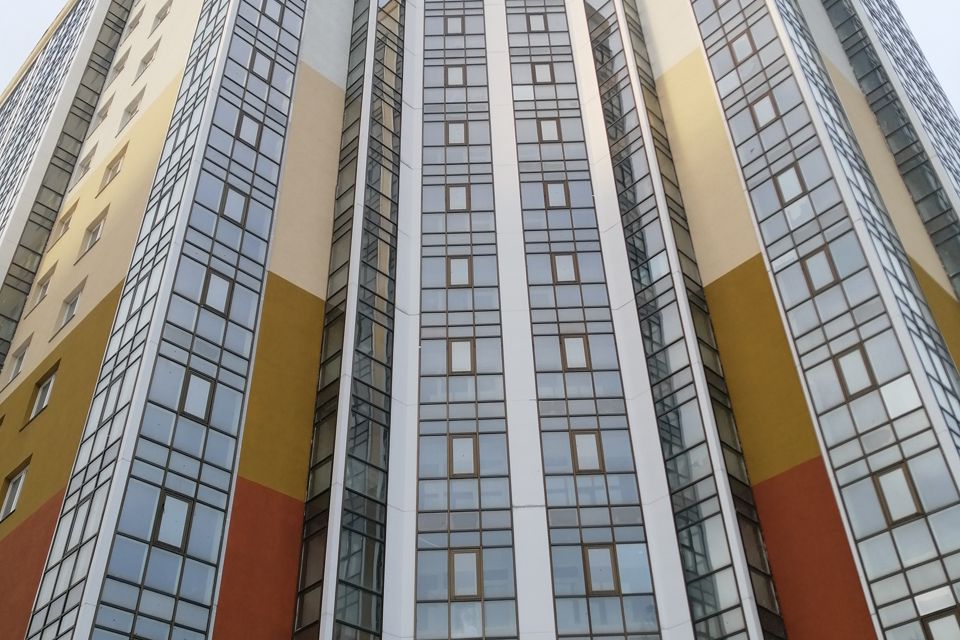 Продаётся 3-комнатная квартира, 132.8 м²