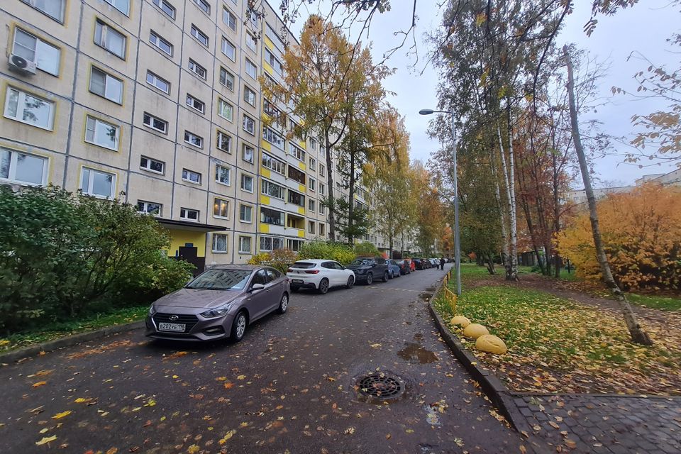 Продаётся 4-комнатная квартира, 73.2 м²