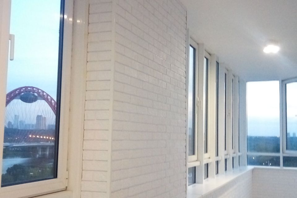 Продаётся 4-комнатная квартира, 140 м²