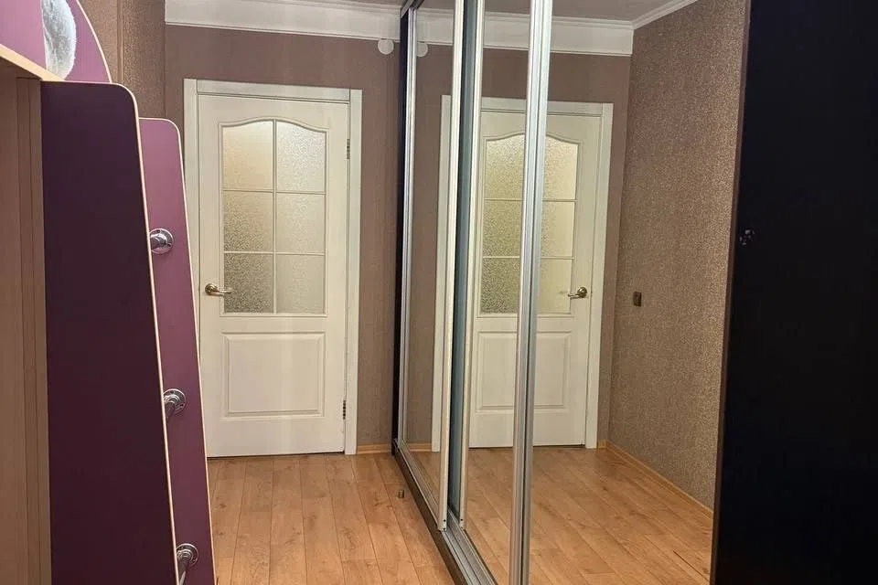 Продаётся 3-комнатная квартира, 48 м²