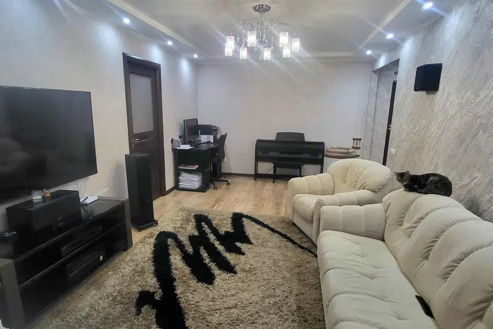 Продаётся 3-комнатная квартира, 71 м²
