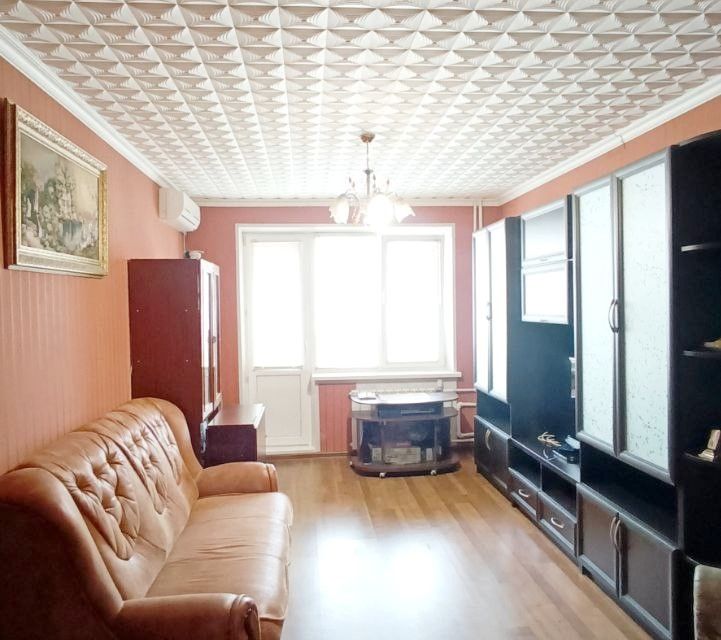 Продаётся 3-комнатная квартира, 63.5 м²