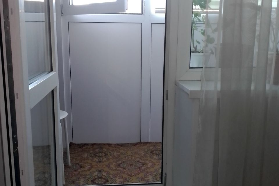 Продаётся 1-комнатная квартира, 48.1 м²