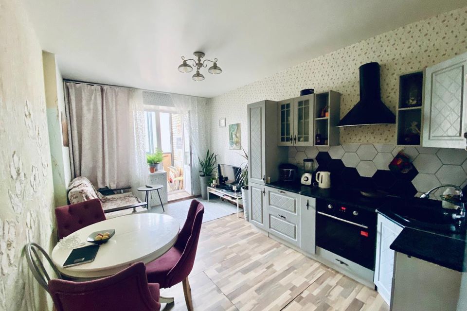Продаётся 2-комнатная квартира, 53.7 м²