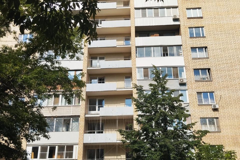 Продаётся 1-комнатная квартира, 38.2 м²
