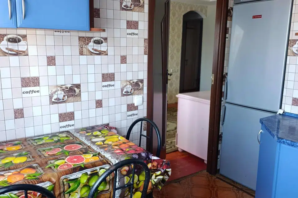 Продаётся 3-комнатная квартира, 55.2 м²