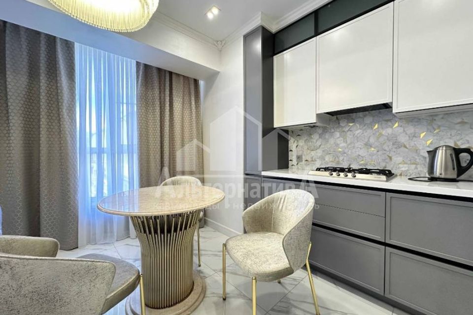 Продаётся 2-комнатная квартира, 53.8 м²