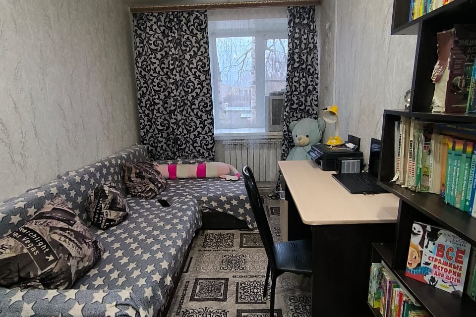 Продаётся 3-комнатная квартира, 58 м²