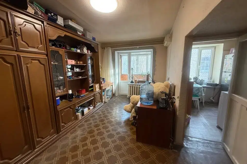 Продаётся 3-комнатная квартира, 56.8 м²