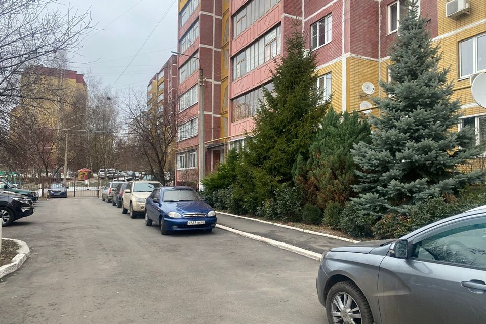 Продаётся 3-комнатная квартира, 77 м²