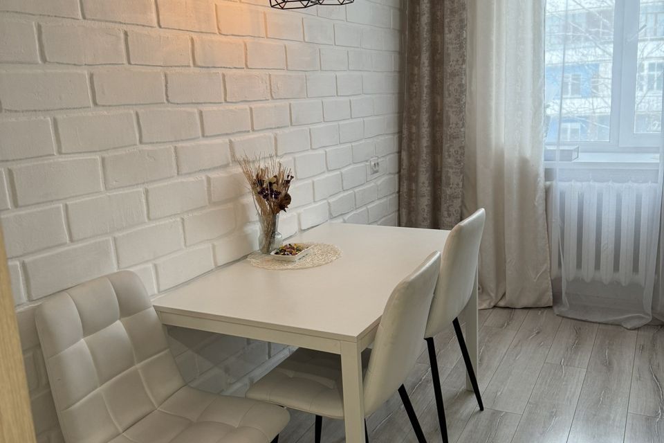 Продаётся 3-комнатная квартира, 57 м²