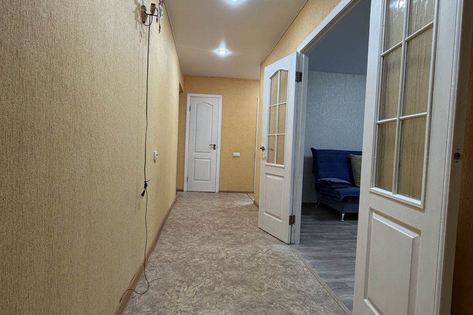 Продаётся 4-комнатная квартира, 90 м²