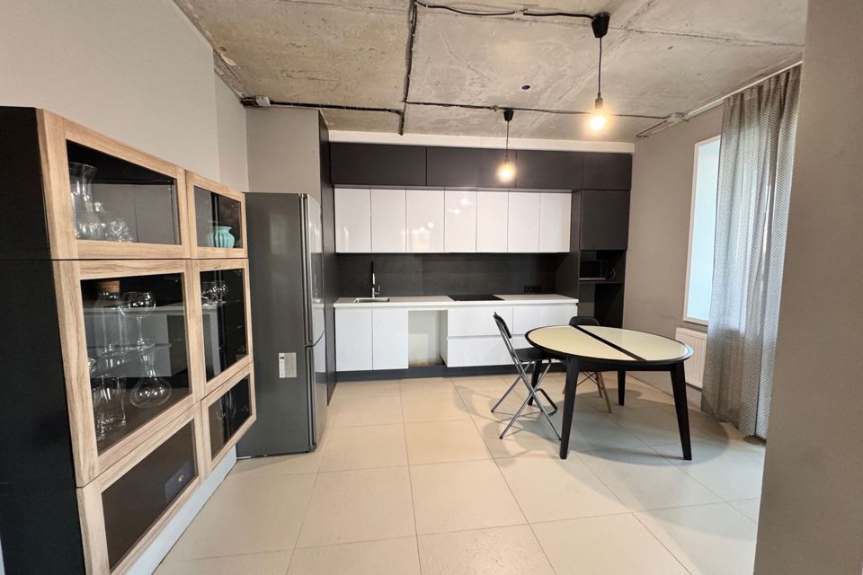 Продаётся 1-комнатная квартира, 59.6 м²
