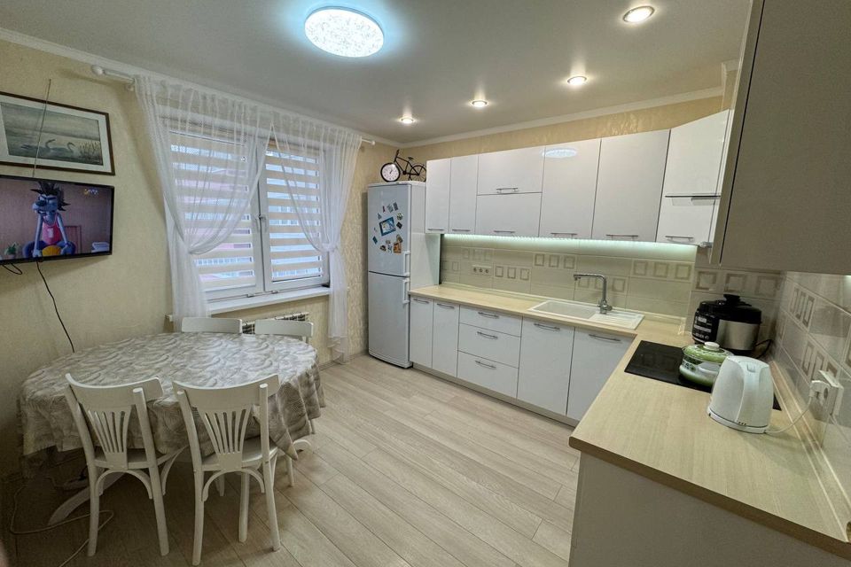 Продаётся 1-комнатная квартира, 37 м²