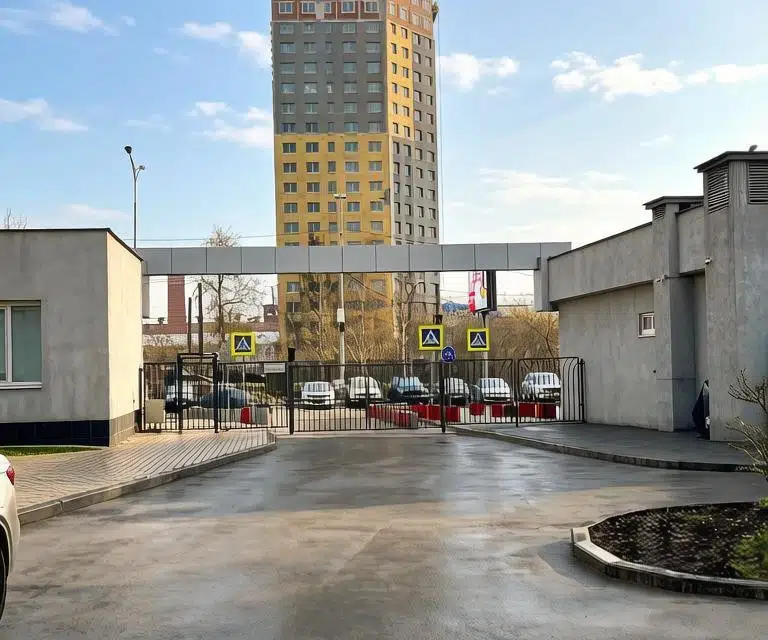 Продаётся 4-комнатная квартира, 89.9 м²