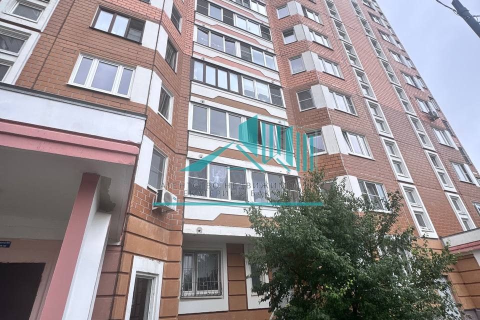Продаётся 1-комнатная квартира, 42.3 м²