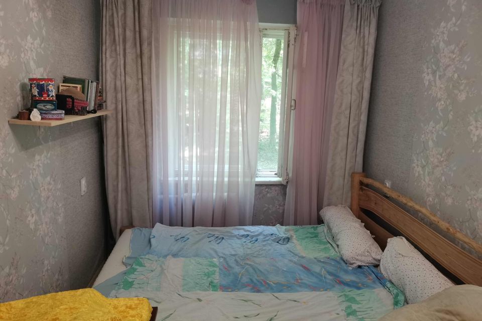 Сдаётся комната в 3-комн. квартире, 12 м²