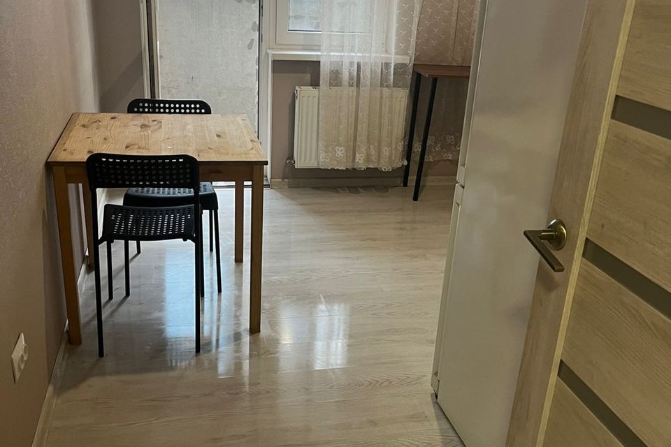 Сдаётся 1-комнатная квартира, 39 м²