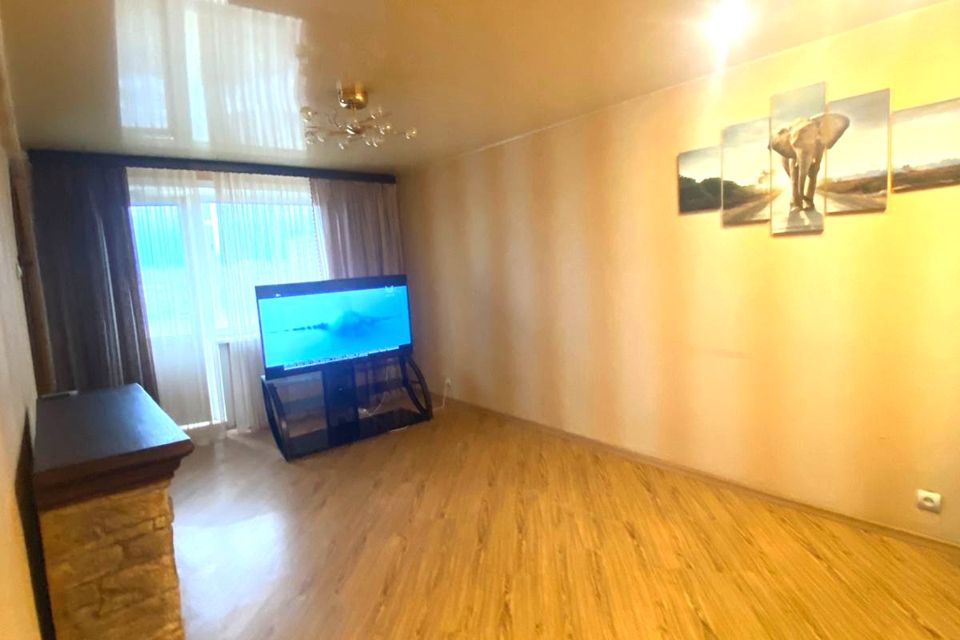 Продаётся 3-комнатная квартира, 62.7 м²