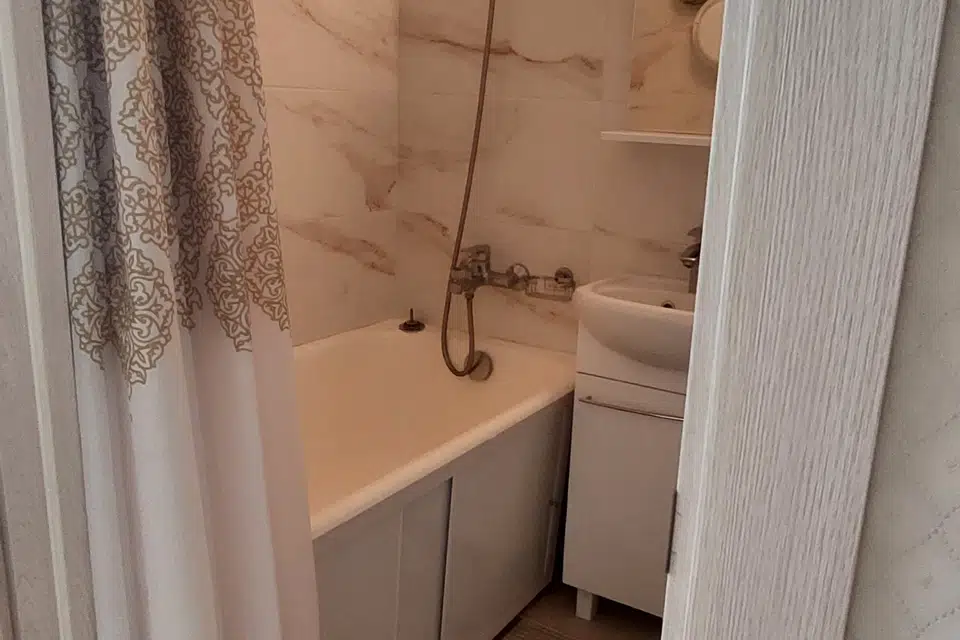 Продаётся 1-комнатная квартира, 35 м²