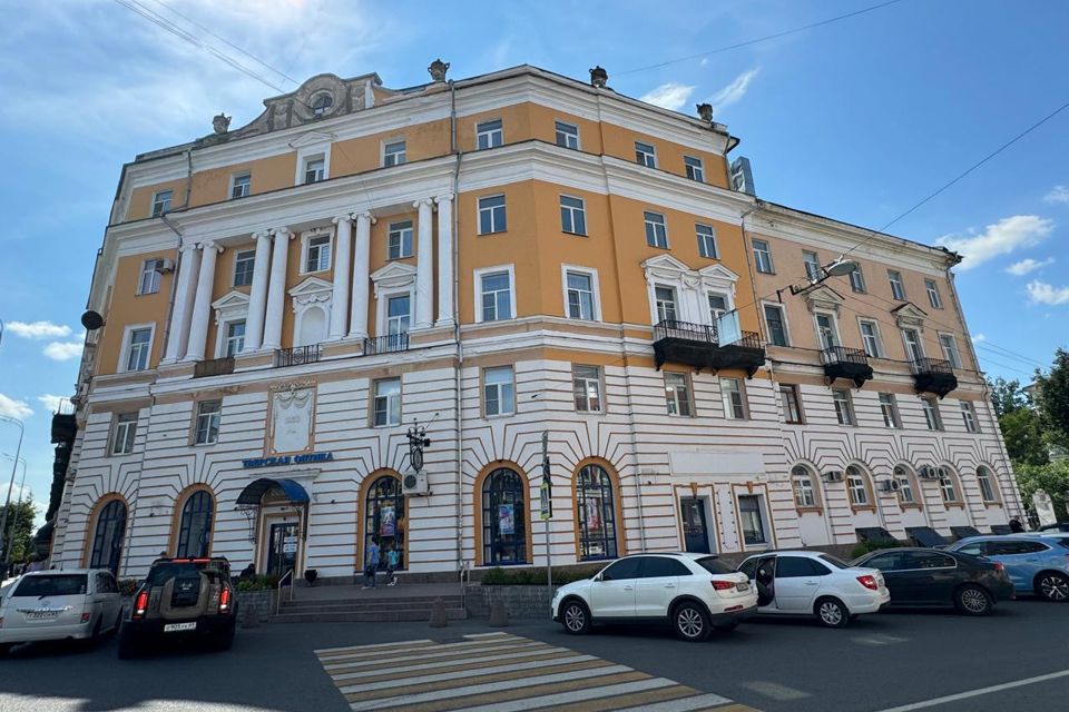Продаётся 3-комнатная квартира, 113.4 м²