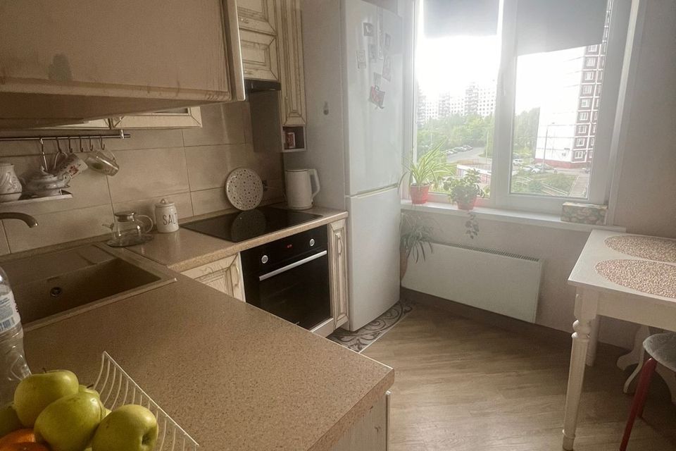 Продаётся 4-комнатная квартира, 63.2 м²