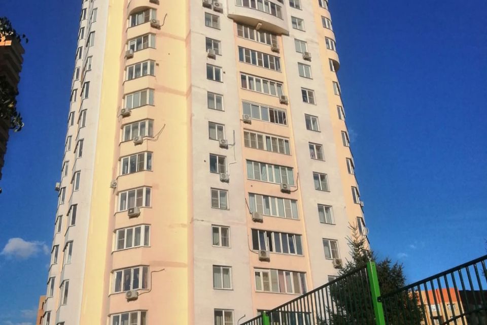 Продаётся 2-комнатная квартира, 61 м²