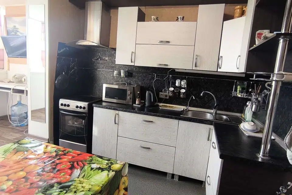 Продаётся 1-комнатная квартира, 41.7 м²