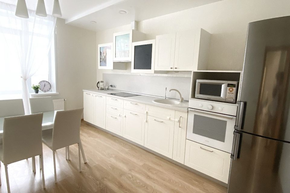 Сдаётся 2-комнатная квартира, 69 м²