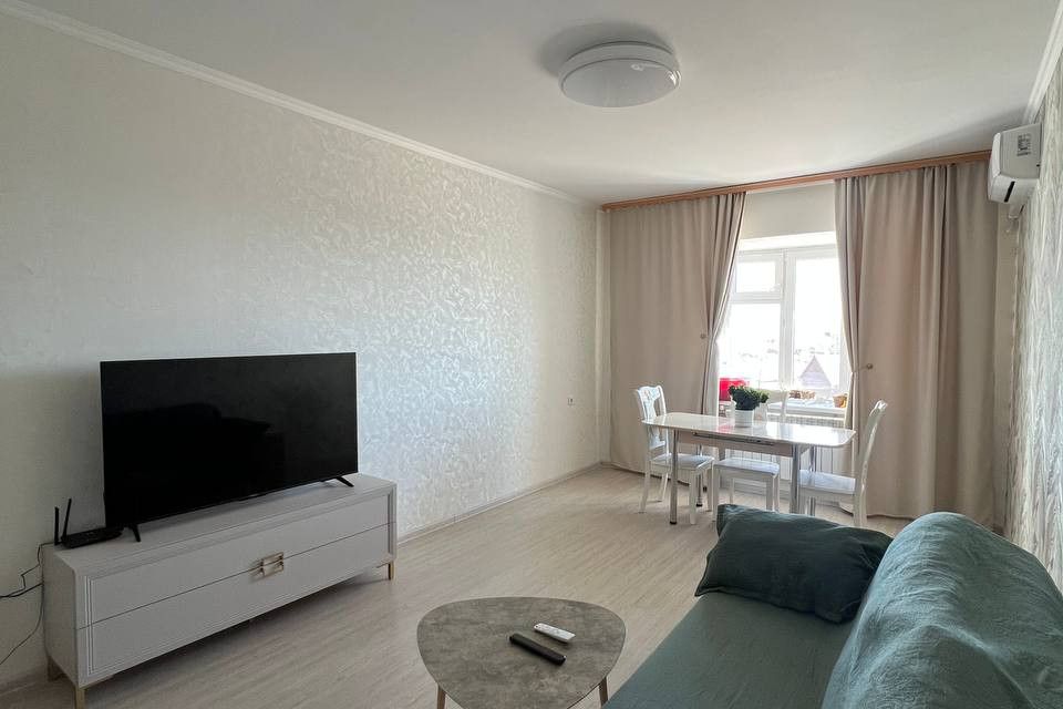 Продаётся 2-комнатная квартира, 67.4 м²