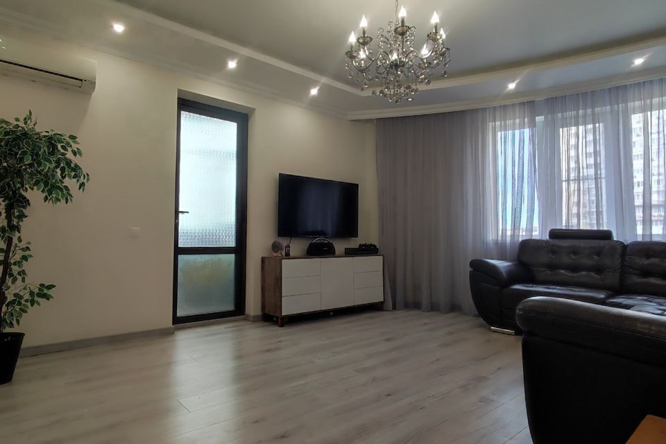 Продаётся 2-комнатная квартира, 80 м²