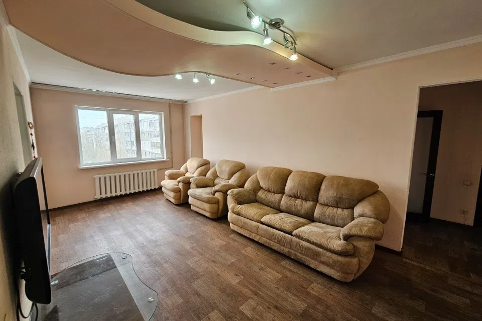 Продаётся 3-комнатная квартира, 74 м²