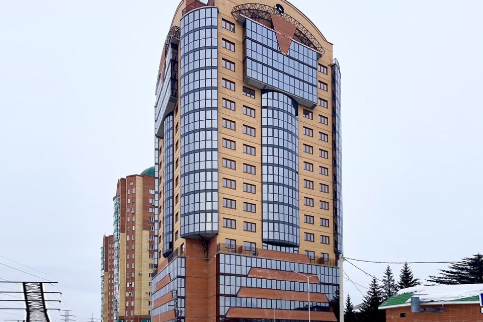 Продаётся 3-комнатная квартира, 77 м²